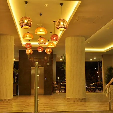 Aparthotel Vega 4*